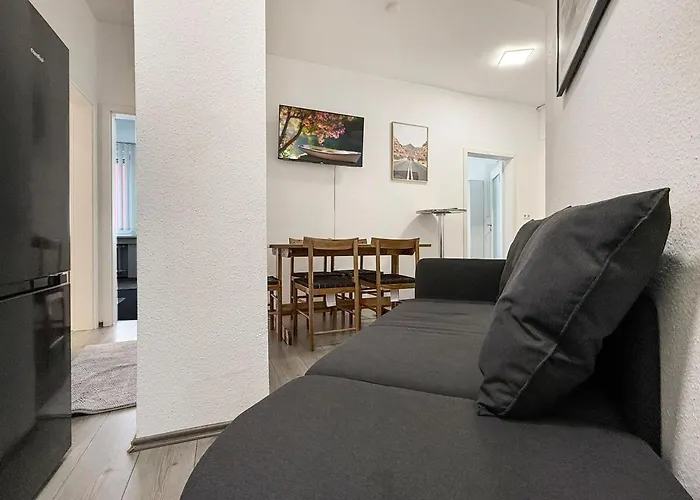 Zentrales Stgt 3sz 12 Pers 公寓 *