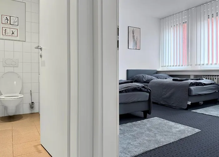 Zentrales Stgt 3sz 12 Pers Appartement