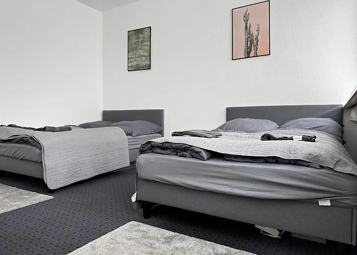 Appartement Zentrales Stgt 3sz 12 Pers *