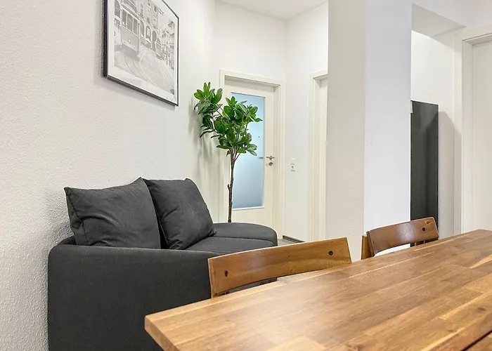 Zentrales Stgt 3sz 12 Pers *