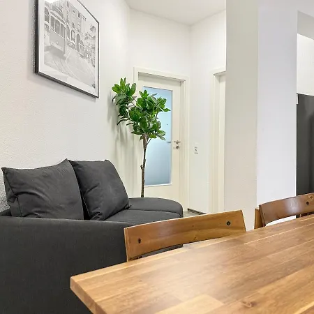 Zentrales Stgt 3sz 12 Pers *